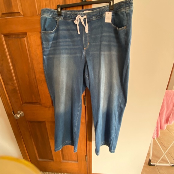 Lane Bryant Stretchy Wide Leg Jeans Plus 28 NWT - Picture 5 of 8